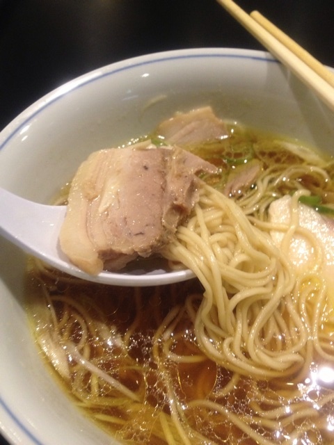 Featured image of post ウマさと怖さの感動に打ち震える味 ラァメン家 69’N’ROLL ONE