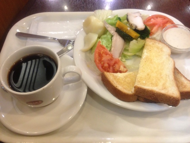 Featured image of post たっぷりサラダなモーニングセット BECK'S COFFEE SHOP 武蔵中原店