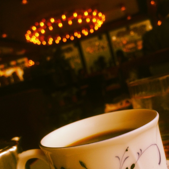 Featured image of post 上野の一角でぎゃらんぎゃらんに輝く純喫茶 『ぎゃらん』