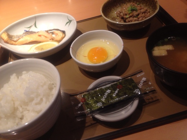 Featured image of post ご飯おかわり自由！ご飯を存分に味わうための定食セット やよい軒 武蔵中原店