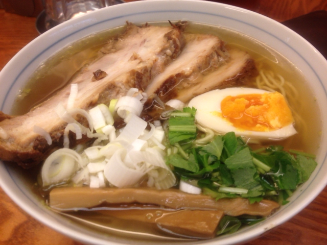 Featured image of post [有楽町・ラーメン・ひょっとこ]柚子のかぐわしい香りがするあっさりラーメンを頂きました