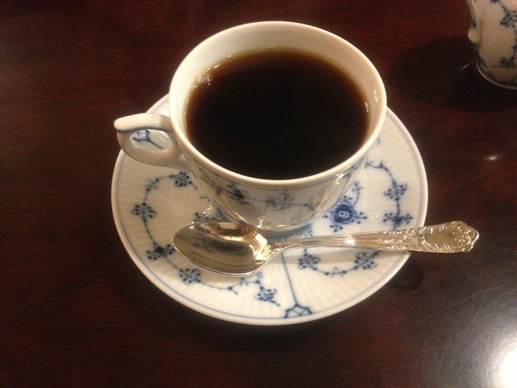 Featured image of post 地下への階段から大正時代へタイムスリップ@椿屋珈琲店 池袋茶寮