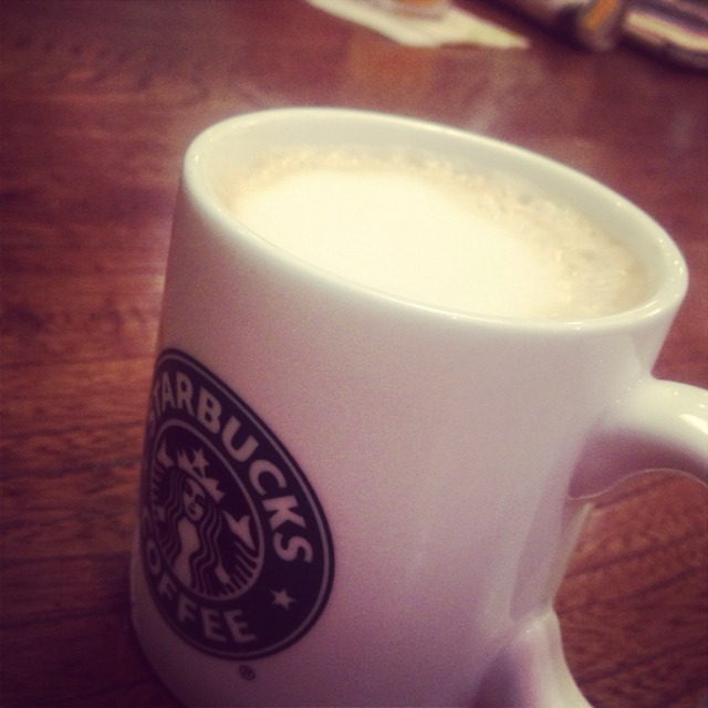 Featured image of post 豊富な電源数にウハウハする町田のハックスペース@スターバックス・コーヒー 町田パリオ店