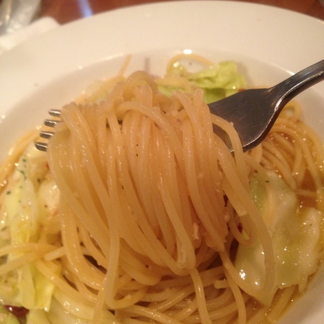 Featured image of post ペペロンチーノは脇にどけてキャベツを食らう@マイアミガーデン #水道橋 西口店